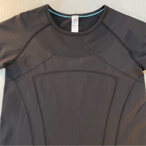 Ivivva Girls Fly Tech Short Sleeve T Shirt Size 14 by Lululemon - Picture 3 of 11